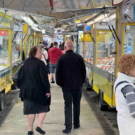 Market Специя